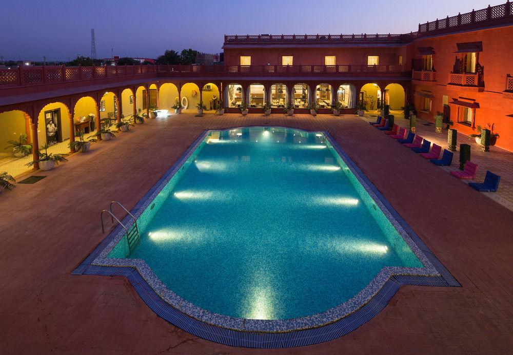 Vesta Palace