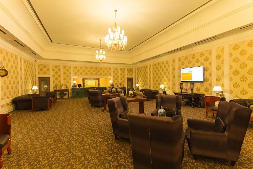 Hotel Vesta Palace 4*