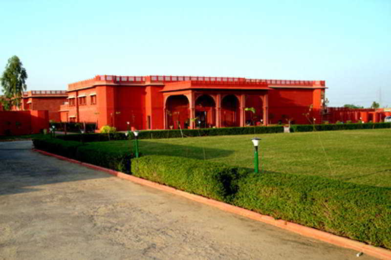 Vesta Palace Hotel 4*