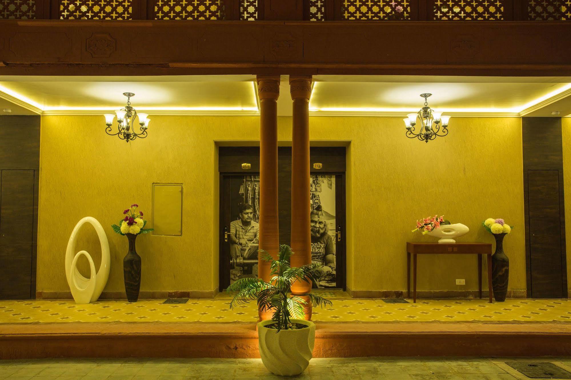Hotel Vesta Palace 4*